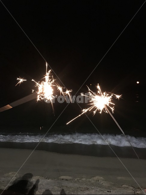 바다,밤바다,불꽃놀이,겨울바다,낭만,해변,바다,beach,sea,야경,밤,풍경,nightscape,night,landscape,nature,자연,outdoors,옥외