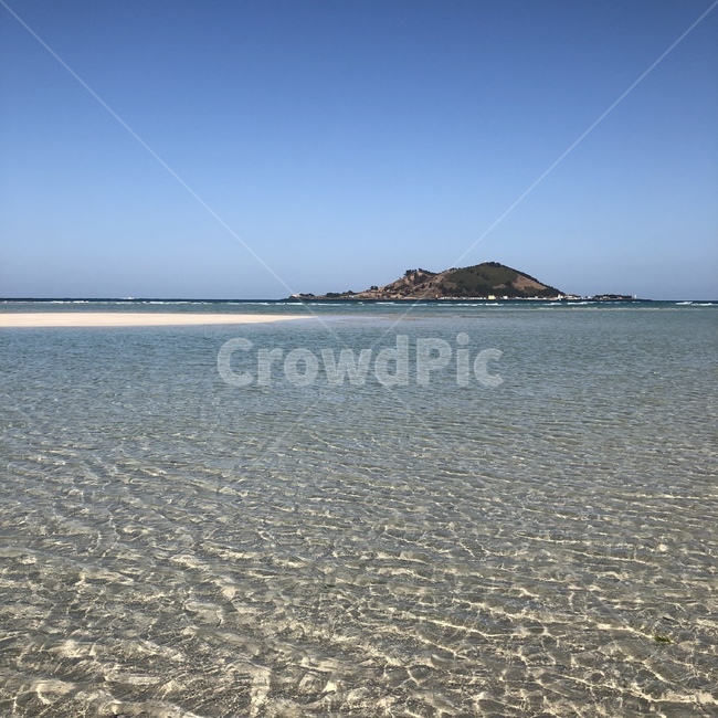 바다,물,풍경,자연,하늘,섬,모래,바닥,맑은물,제주도,감성,자연,풍경,nature,landscape,outdoors,옥외,land,땅,shoreline,해안선,water,ocean,대양,sea,coast,연안