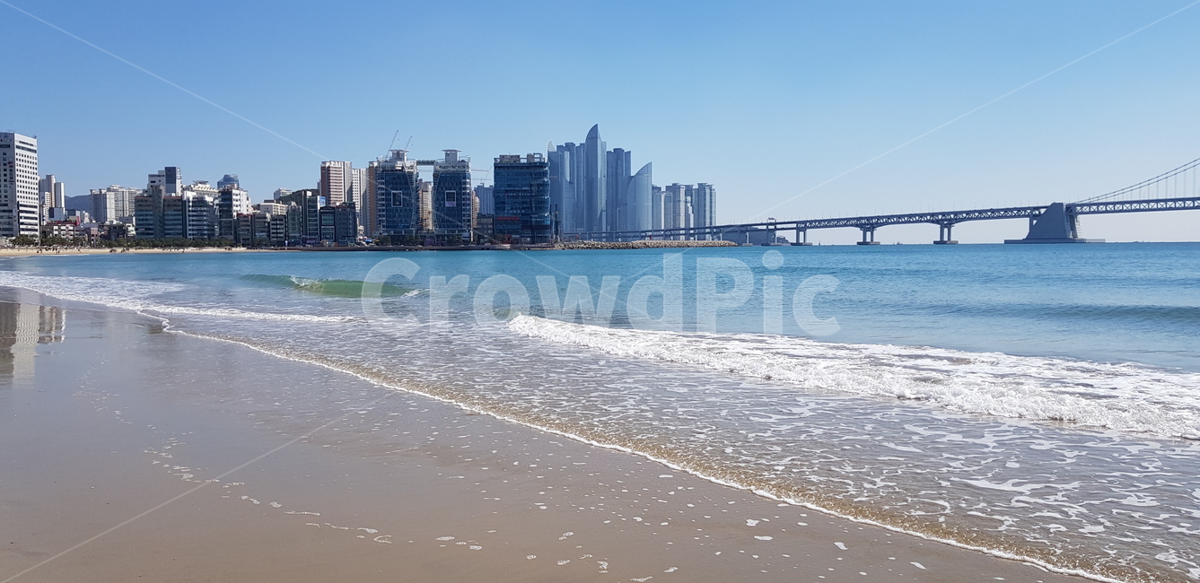 바다,멋진건물,건물,뷰,바다풍경,도시,풍경,city,landscape,building,urban,어반,시티,town,metropolis,중심지