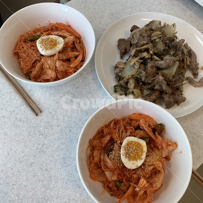 쫄면,삼겹살,음식,식사,요리,음식,식재료,요리,food,cook,meal,dishes,food reserves