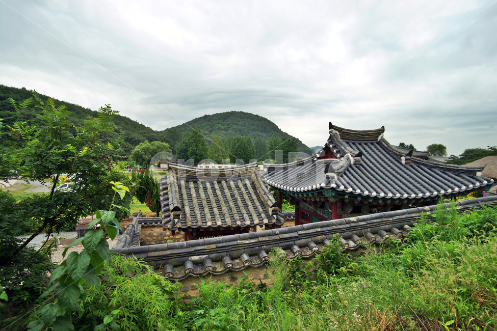양동마을,경주,양반,집성촌,민속마을,조선시대,한옥,기와집,초가,문화재,유네스코세계유산,전통문화,월성손씨,여강이씨,자연,전통가옥,한국전통,한국문화,korean traditional,korean culture,건축물,건물외관,exterior,building,structure,architecture,construction