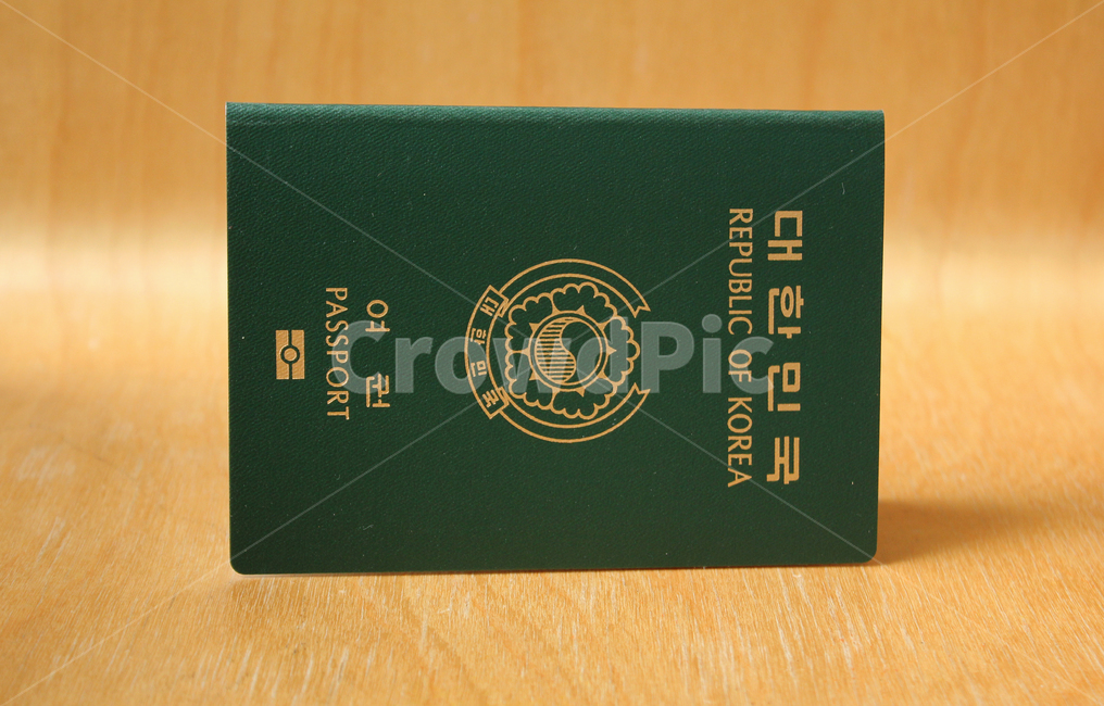 여권,한국여권,passport,대한민국여권,id,사물,물건,business,card,citizen,emigration,identification,identity,international,korea,pass,republicofkorea,security,wooden,여행,휴가,traveling,vacation,trip,사물,물건,오브젝트,thing,object,matter