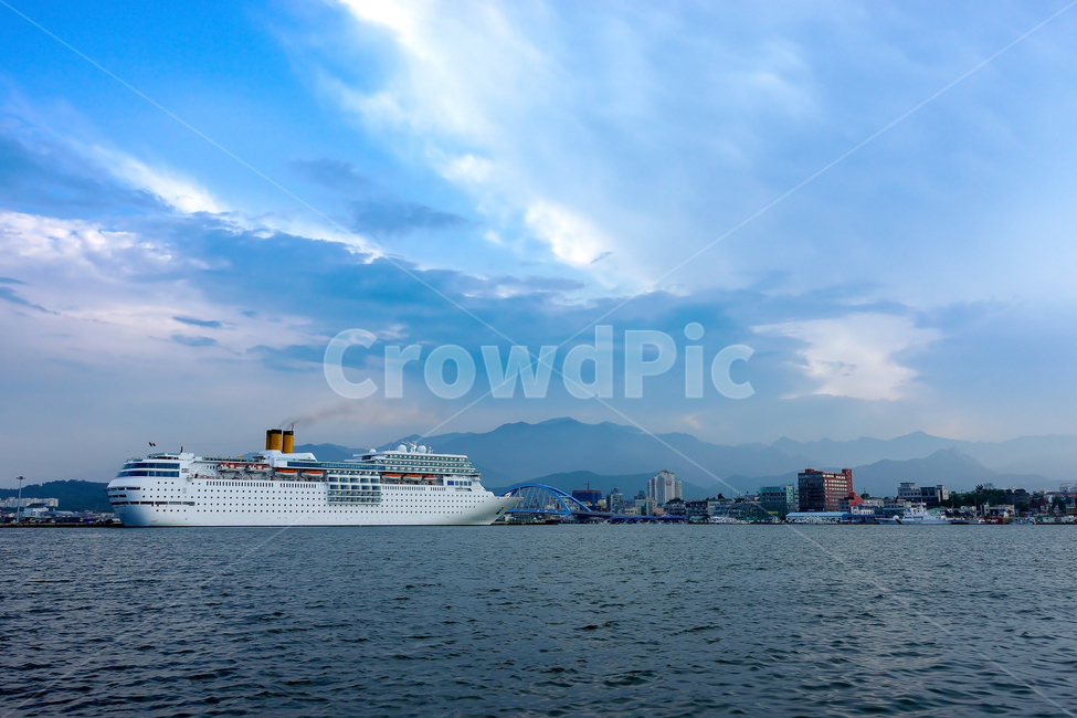 항구,배,크루즈,바다,강원도,속초시,속초항,교통,cruiseship,유람선,교통,교통수단,traffic,transportation