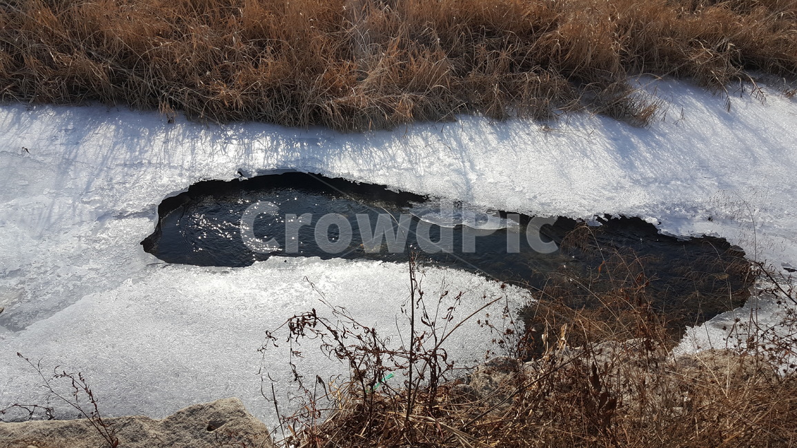 겨울,산책로,겨울풍경,야외,겨울산책로,공원,풍경,겨울,계절,winter,season,자연,풍경,nature,landscape,water,물,outdoors,옥외,sea,바다,ocean,대양