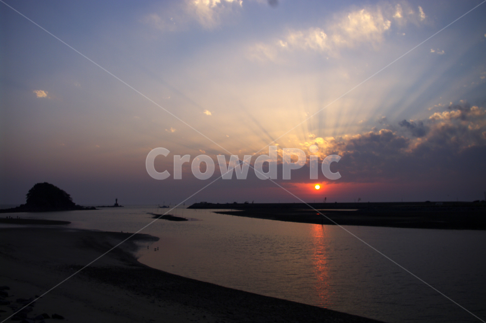 하늘,석양,노을,구름,빛,풍경,바다,sunset,안면도,꽃지해변,자연,풍경,nature,landscape,outdoors,옥외,sunlight,햇빛,dawn,새벽,red sky,붉은 하늘,일몰,sky,dusk,황혼