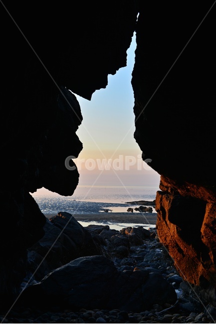 nature,자연,outdoors,옥외,sea,바다,water,물,ocean,대양,shoreline,해안선,coast,연안,영광,백수,백수해변,해변,해식동굴,일몰,황혼,light,빛,flare,플레어,cave,동굴
