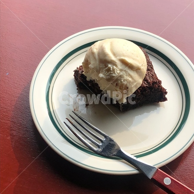 fork,포크,food,dessert,디저트,creme,브라우니,아이스크림,초코,카페