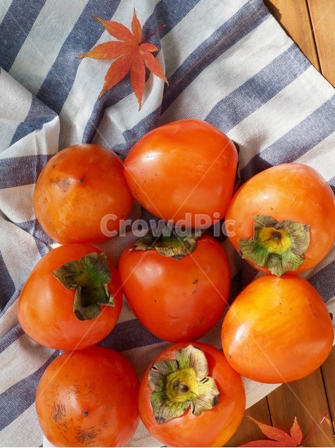 ripepersimmon,fruit,Korean fruits,autumn orange,autumnfruit,food,fall fruit,hongsi,koreanfruit,wellbeing,background,persimmon,Hongsi,autumnwellbeing