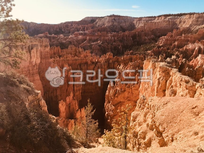 brycecanyon,브라이스캐년,grandcanyon,그랜드캐년,거대한,대자연,빛,햇빛,naturalphenomenon,자연현상,mountain,산,nature,자연,outdoors,옥외,세계자연풍경,해외자연풍경,외국자연풍경,world nature landscape