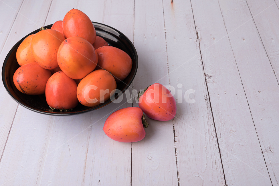 감,대봉감,고종시,홍시,과일,디저트,가을,식물,감나무,음식,주황색,배경,plant,food,produce,건강식품,데크,음식,식재료,요리,food,cook,meal,dishes,food reserves,과일,열매,fruit