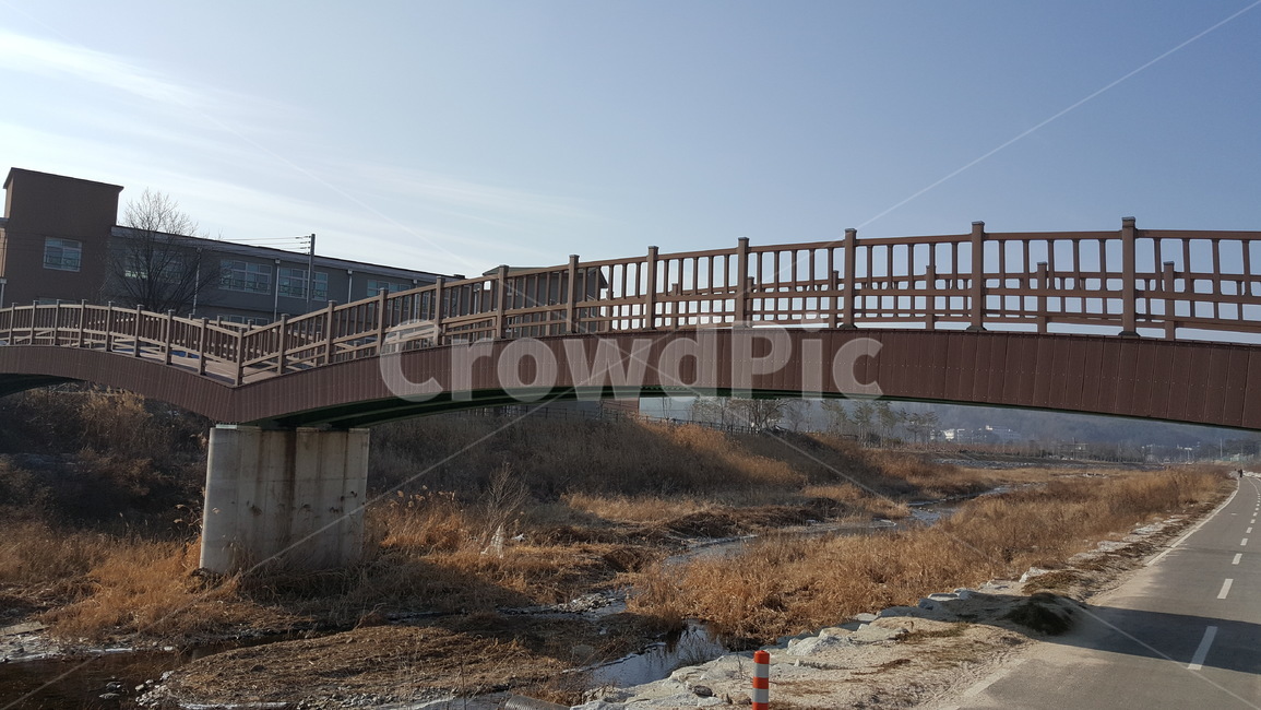 겨울,산책로,겨울풍경,야외,겨울산책로,공원,풍경,겨울,계절,winter,season,건축물,건물외관,exterior,building,structure,architecture,construction