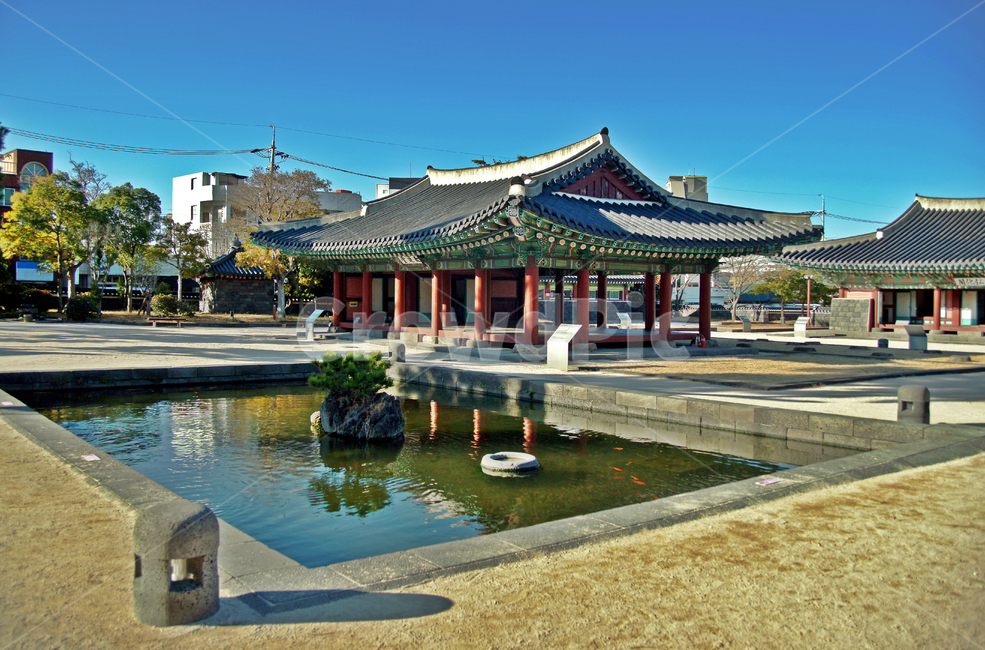 우련당,목관아,제주,연못,조선시대,전각,연회장소,한국전통,한국문화,korean traditional,korean culture,건축물,건물외관,exterior,building,structure,architecture,construction