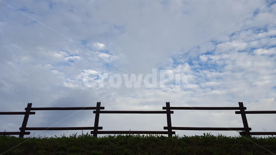 언덕,시골,공원,하늘,휴식,자연,풍경,nature,landscape,handrail,난간,banister,railing