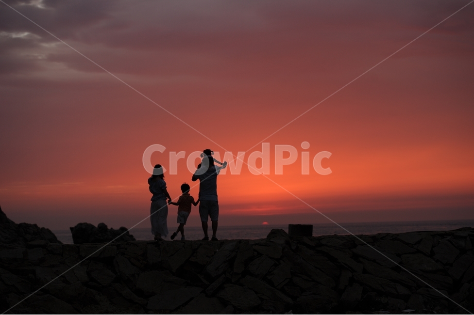sky,siblings,shadow,happy,back,family of four,Beach,children,sunset,silhouette,Sunrise,family,parents