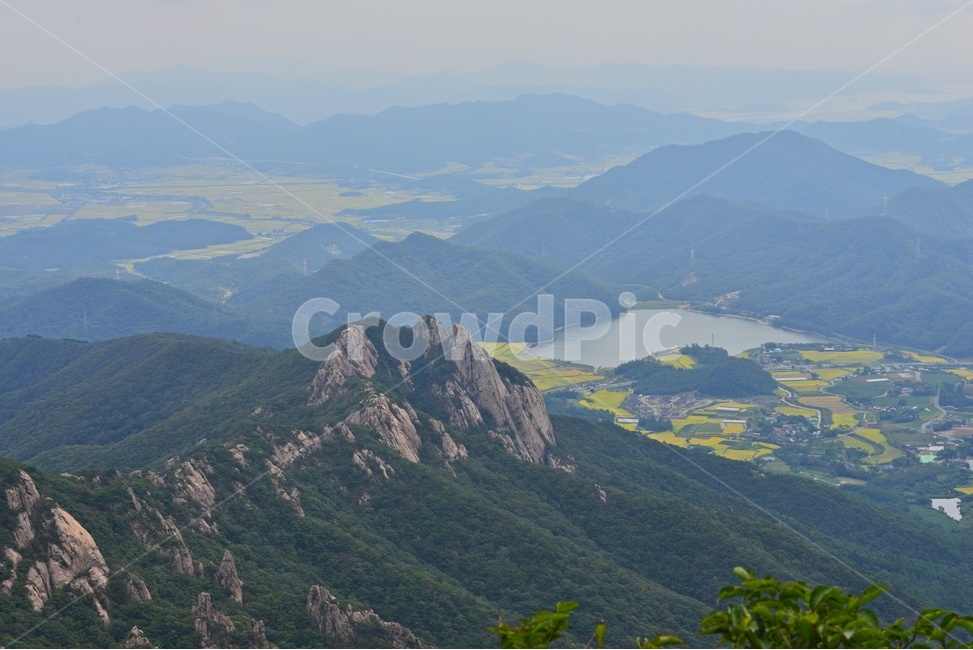 cliff,낭떠러지,nature,자연,outdoors,옥외,mountainrange,산맥,mountain,산,slope,경사,scenery,풍경,landscape,경치,영암,월출산,공원,국립공원,들녁,영암들녁,농사,농업,농경지,경작
