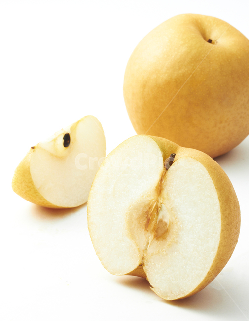 과일,달콤한,fruit,pear,배,상큼한,하얀색,whithe,red,빨간색,background,배경,정물,사물,접사,근접촬영,closeup,cut,section,자른,단면,음식,식재료,요리,food,cook,meal,dishes,food reserves,과일,열매,fruit,누끼,remove background