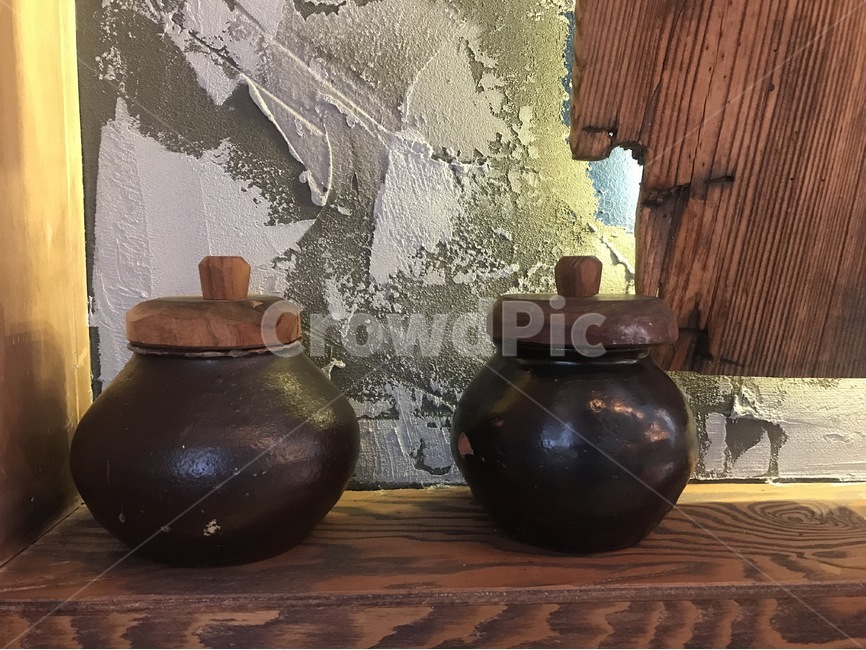 카페,소품,항아리,전통,나무,인테리어,실내디자인,interior design,사물,물건,오브젝트,thing,object,matter