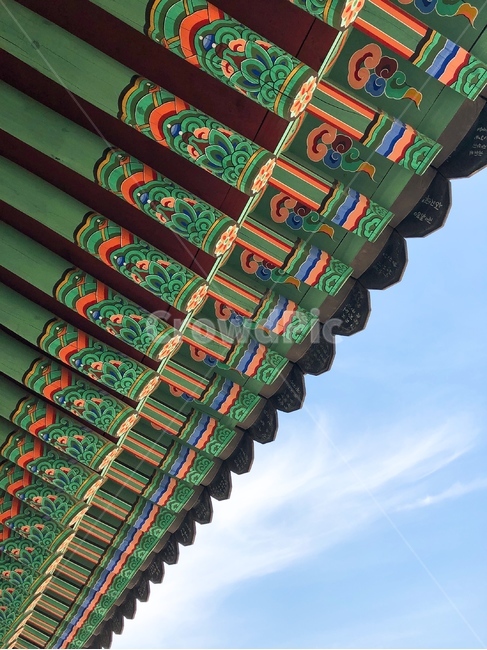 봄,절,하늘,sky,buddhisttemple,기와,처마,기와무늬