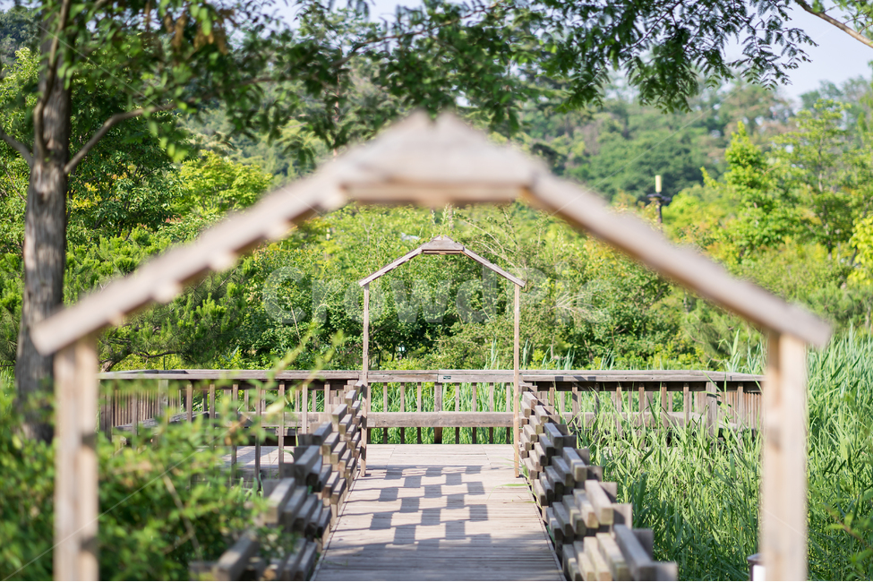 수목원,풀꽃수목원,공원,주말,나들이,휴식,정자,그늘,자연,풍경,nature,landscape,식물,plants,railing,난간,outdoors,옥외,garden,정원,arbour