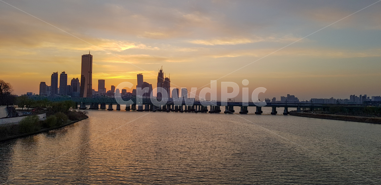 석양,노을,무지개,한강,구름,도시,풍경,city,landscape,한국도시풍경,한국도시경관,korea cityscape,water,물,waterfront,워터 프론트,port,포트,dock,독,pier,교각