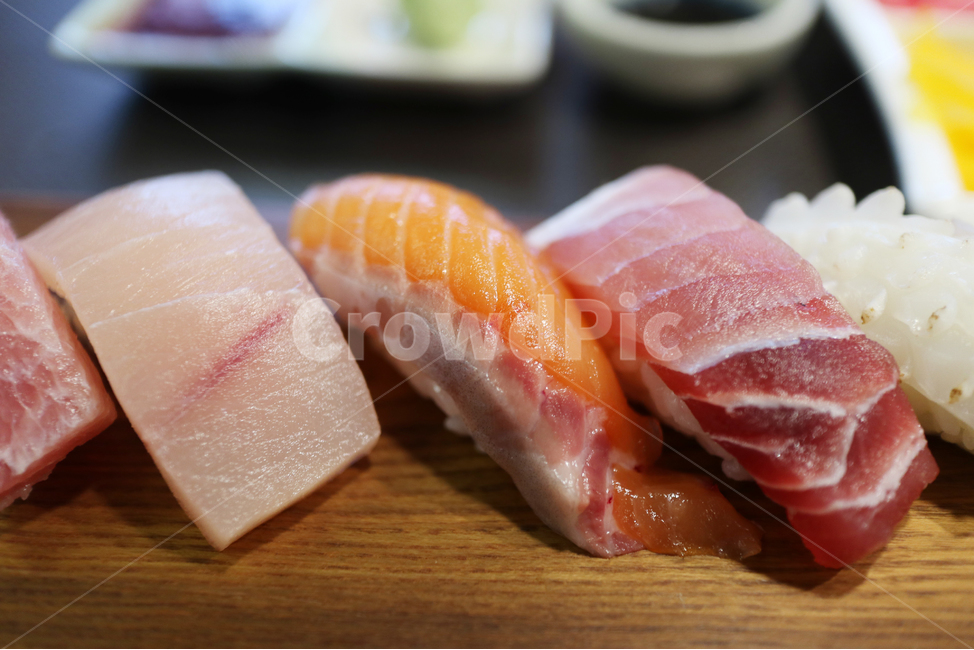 스시,초밥,생선,생연어,음식,음식,식재료,요리,food,cook,meal,dishes,food reserves,수산물,해산물,fishery products,seafood,일식,일본음식,일본요리,Japanese food,Japanese dishes,Japanese meal,Japanese cook