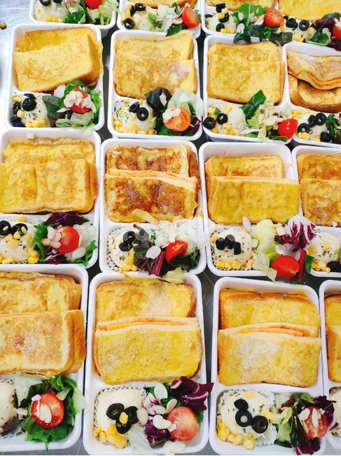 food,음식,bread,meal,식사,토스트,도시락,샐러드