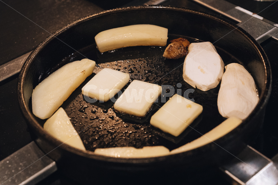 불판,감자,치즈,임실치즈,버섯,새송이버섯,버섯,mushroom,음식,식재료,요리,food,cook,meal,dishes,food reserves