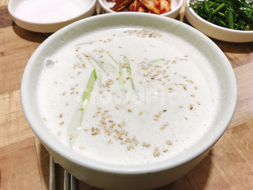 콩국수,음식,여름음식,여름,국수,summer,계절요리,cook,food,한식,한국요리,한국음식,음식,식재료,요리,food,cook,meal,dishes,food reserves,면류,면요리,noodles,한식,한국음식,한국요리,korean food,korean dishes,korean meal,korean cook