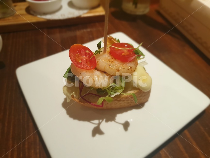 burger,버거,food,식품,빵,쁘띠갸또,부산,디저트,새우,음식,음식,식재료,요리,food,cook,meal,dishes,food reserves