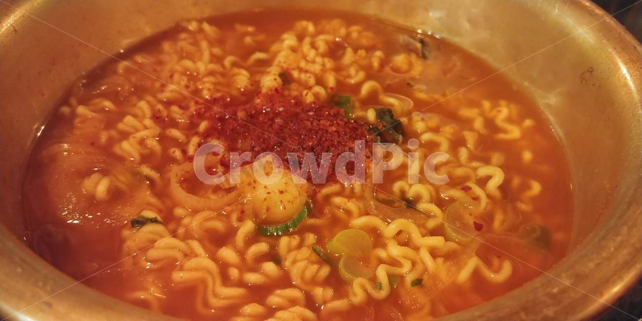 라면,음식,국물,매운음식,탄수화물,음식,식재료,요리,food,cook,meal,dishes,food reserves,면류,면요리,noodles,한식,한국음식,한국요리,korean food,korean dishes,korean meal,korean cook