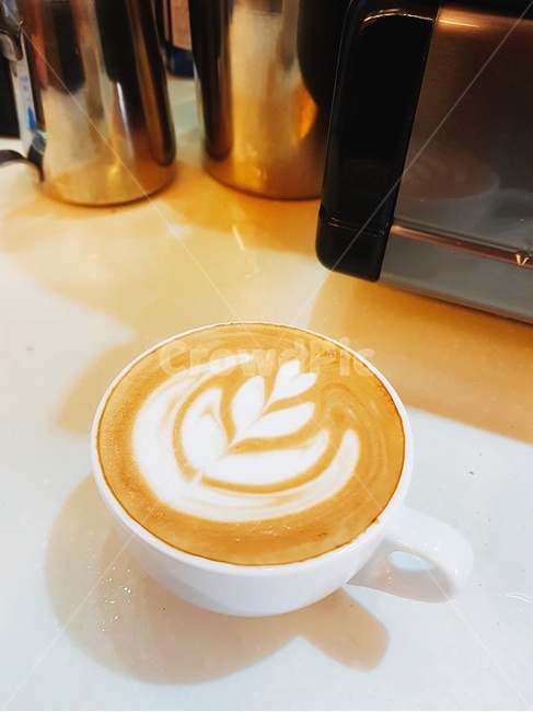 라떼아트,카페라떼,커피,cafelatte,커피잔,커피음료,커피,카페,coffee,cafe