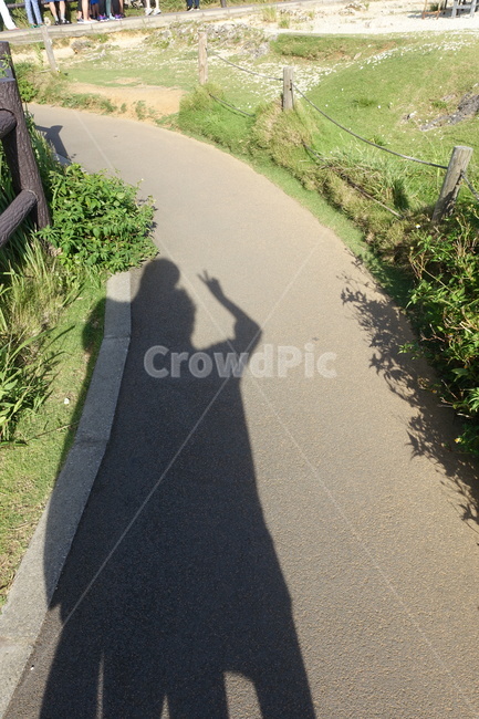 그림자,길,브이,다정한,연인,사람,인물,인간,human,person,인물실루엣,사람실루엣,character silhouette,human silhouette,asphalt,아스팔트