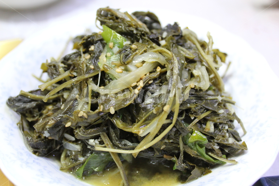 반찬,음식,산나물,취나물,묵나물,접시,파,깨소금,음식,식재료,요리,food,cook,meal,dishes,food reserves