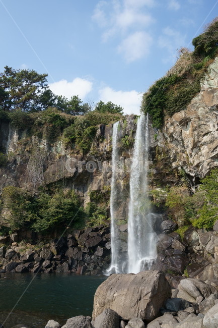 제주도,겨울,바다,폭포,정방폭포,서귀포,jeju,nature,자연,waterfall,jejulandmark,landscape