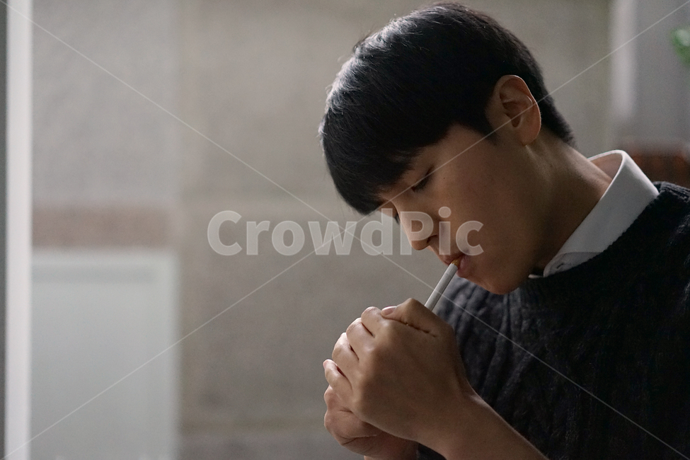 흡연,금연,담배,담배연기,남성,남자,건강,니코틴,사람,인물,인간,human,person,남성,남자,man,male