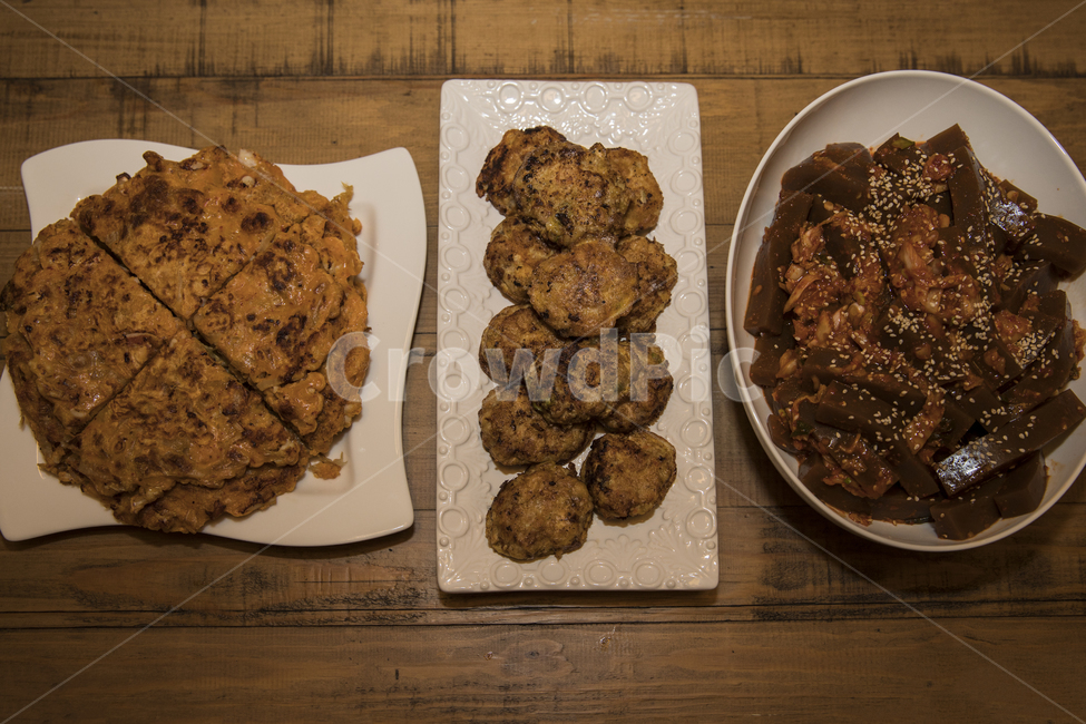 해물파전,동그랑땡,도토리묵,계곡,술안주,음식,식재료,요리,food,cook,meal,dishes,food reserves,한식,한국음식,한국요리,korean food,korean dishes,korean meal,korean cook