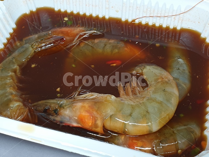 새우,간장새우,용기,플라스틱용기,간장,음식,안주,술안주,food,반찬,레시피,recipe,shrimp,prawn,해산물,수산물,시푸드,씨푸드,seafood,사물,오브젝트,object,ganjang,soysauce,soysauceshrimp,맛있는,맛있다,sealife,해양생물,dish,요리