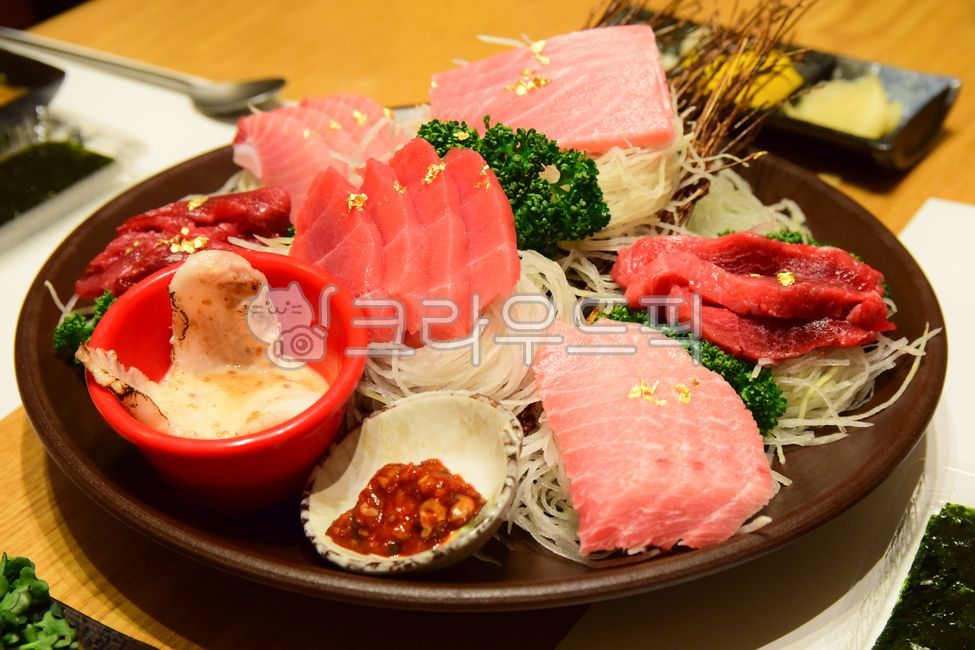 참치회,참다랑어회,생선회,회,참치,참다랑어,수산물,해산물,음식,식재료,요리,안주,술안주,횟감,안줏거리,생선,푸드,일식,일본음식,일본요리,rawfish,tuna,japanese,food,dishes,seafood