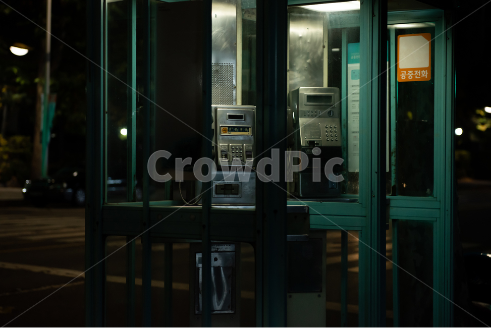 공중전화,전화,도시,차가움,밤,박스,연락,부스,수화기,apayphone,city,cold,night,box,contact,booth,telephone