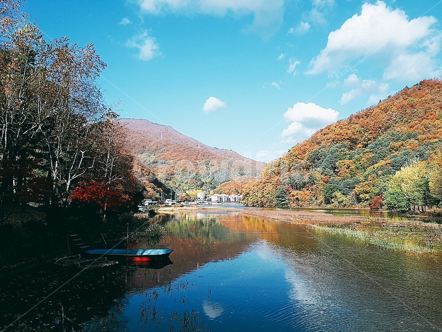 산,가평,구름,하늘,가을,파랑,빨강,노랑,가을,계절,fall,autumn,season,nature,자연,outdoors,옥외