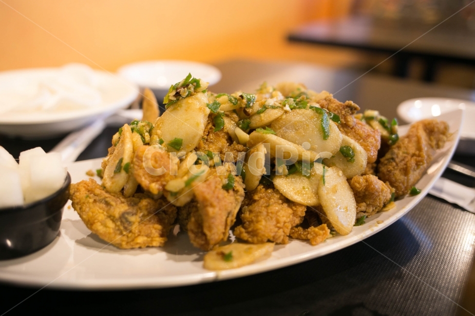 후라이드치킨,후라이드,치킨,닭요리,술안주,음식,식재료,요리,food,cook,meal,dishes,food reserves,육류,고기,meat