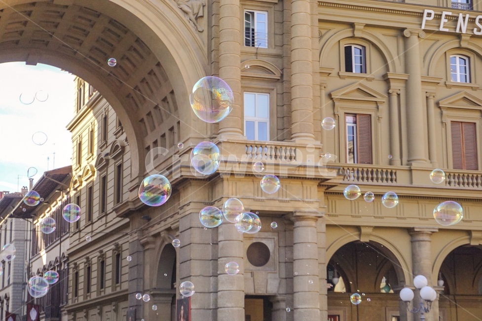 비눗방울,유럽,피렌체,동심,감성,필름사진,공원,사진,하늘,europe,bubbles,park,sky,wind,feelings,firenze,florence,photo,photooftheday,행복,즐거움,비누,방울,비누방울,버블,보글,엽서,엽서사진,필름