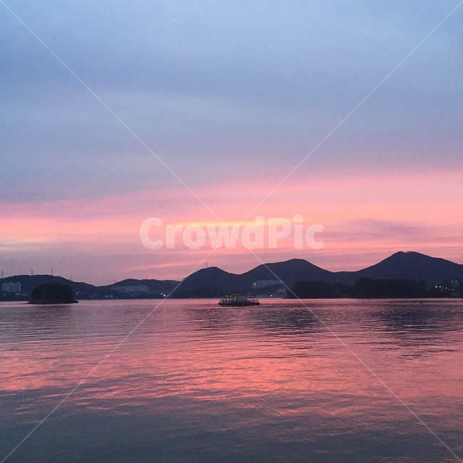 바다,해변,일몰,풍경,자연,자연,풍경,nature,landscape,색깔,색상,색채,색감,color sense,color sensitivity,feeling of color,land,땅,outdoors,옥외,shoreline,해안선,water,물,ocean,대양,sea