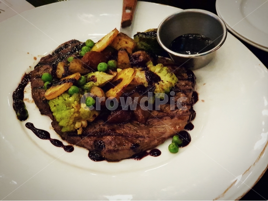 음식,식재료,스테이크,요리,서양식,food,foodporn,meal,dishes,cook,steak,음식,식재료,요리,food,cook,meal,dishes,food reserves,양식,서양음식,서양요리,western food,western dishes,western meal,western cook
