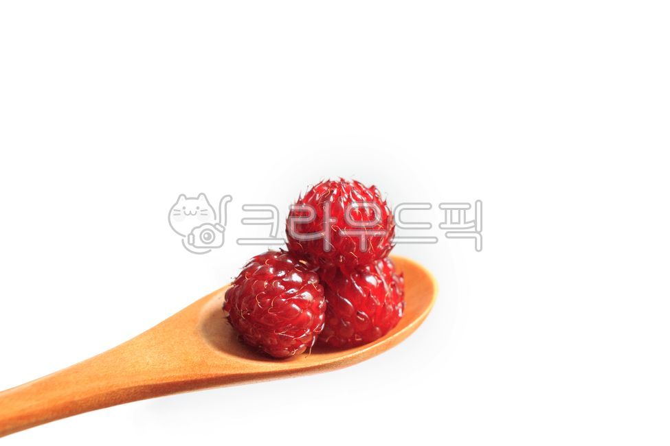 raspberry,Fruit,color,Nutrient tonic,fruit,Color,health,sour,berries,seasonal fruits,summer,Spoon,diet,sweet