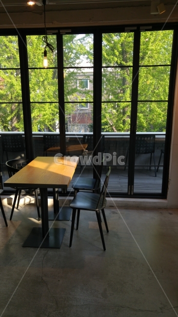 창가,창가자리,테라스,카페,여름카페,인테리어,실내디자인,interior design
