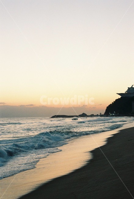 정동진,바다,일출,파도,바다일출,자연,풍경,nature,landscape,해변,바다,beach,sea,감성,sensible,feeling,ocean,대양,water,물,outdoors,옥외,promontory,곶