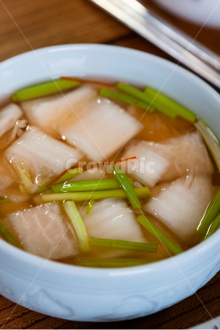 물김치,한국전통,김치,한식,건강한,야채,다이어트,맛있는,전통적인,요리,음식,식재료,요리,food,cook,meal,dishes,food reserves,한식,한국음식,한국요리,korean food,korean dishes,korean meal,korean cook