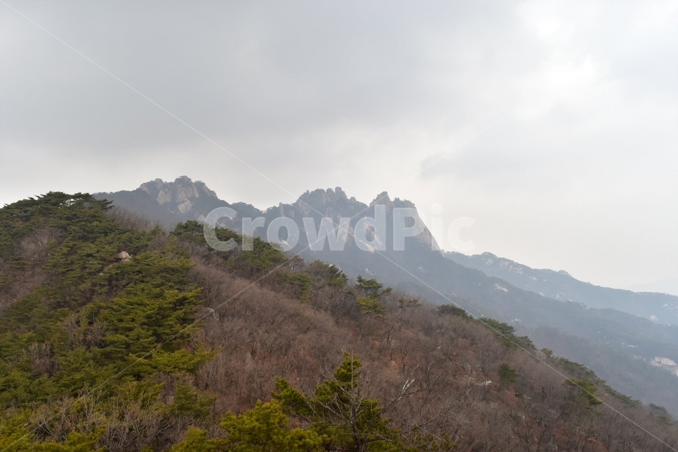 도봉산,풍경,자연,국립공원,서울,도심지,명산,겨울,힐링,산행지,국내여행,자연풍경,산사진,기암,바위,기암절경,Seoul,Korea,National,Park,비경,산행,등산,트레킹,100대명산,바위산,오봉,우이암,선만자,주봉,암릉,사진,감성,장관,조망,자연,풍경,nature,landscape,한국자연풍경,한국자연경관,korea nature landscape,outdoors,옥외,mountain,산,mountain range,산맥,slope,경사