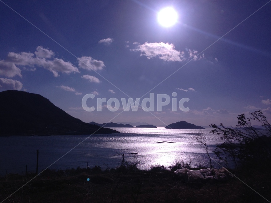산,바다,구름,태양,햇빛,나무,대양,색감,파랑,파란색,해,배경,mountain,ocean,sea,sun,bright,tree,plant,blue,color,view,섬,island